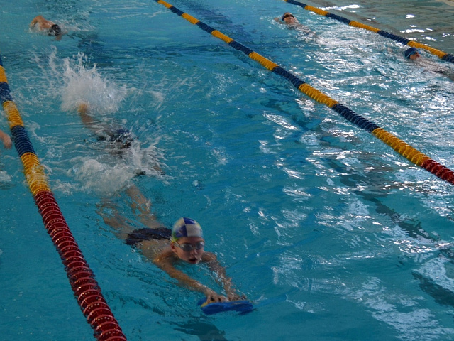 Группа для подростков с нарушением осанки